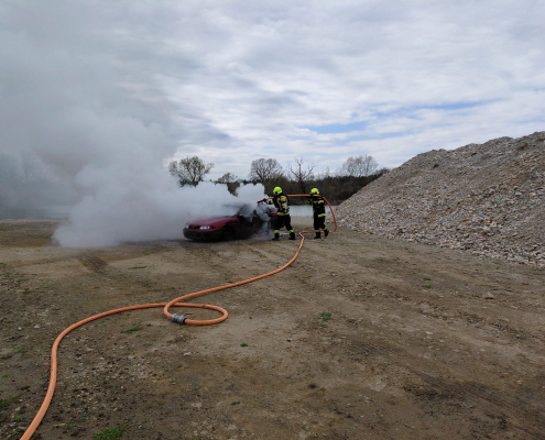 a1b45572-b1f2-4388-a7e1-15e5b2dcbca8