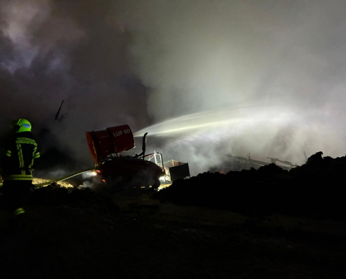 fb034739-c595-432d-a8a9-44dac77f8269